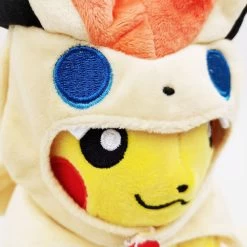 Plüschfigur Pokémon Pikachu Verkleidet Als Victini, Ca. 20 Cm -Pokémon Spielzeug Geschäft S883c0fa6a29c42f88d6a6ac69fe08c7dh