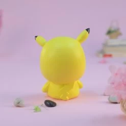 Pokémon Pikachu Nachtleuchte -Pokémon Spielzeug Geschäft product image 1984790103